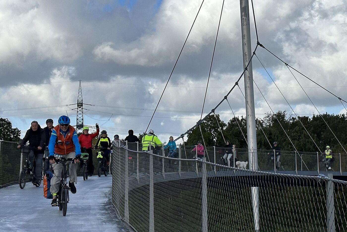 Fahrradsichel über den Rhein-Herne-Kanal