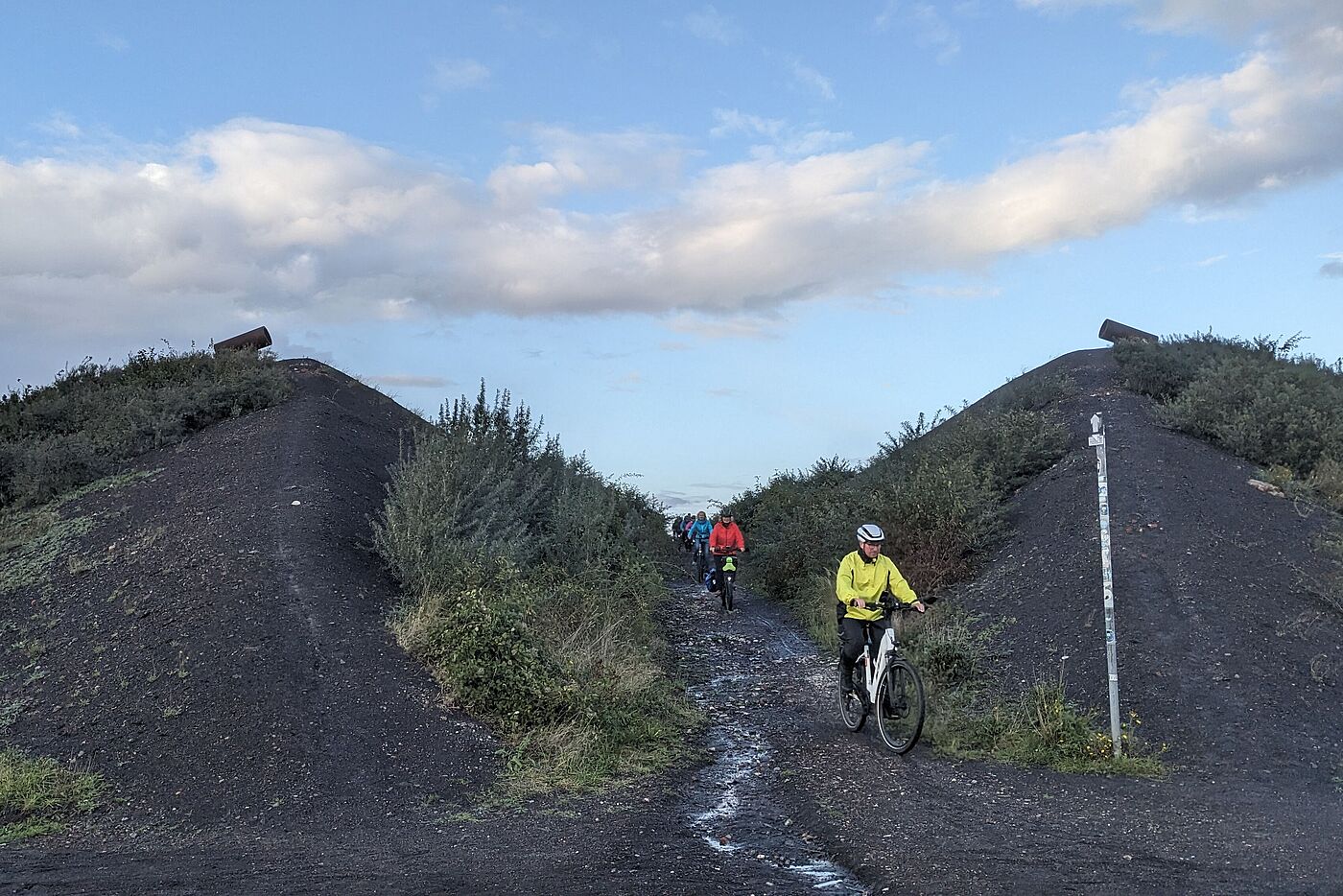 Zwischen den Laserkanonen auf der Halde Rungenberg