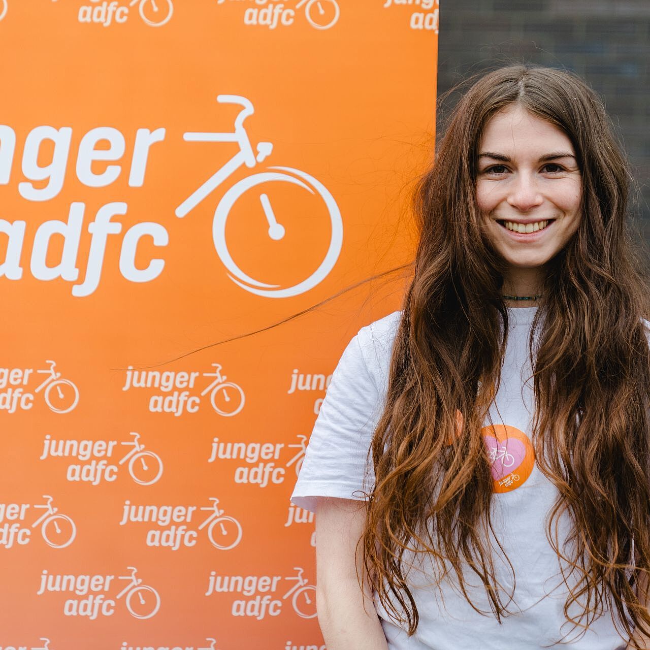 Die Landesjugendsprecherin des Jungen ADFC NRW Jasmi Azari