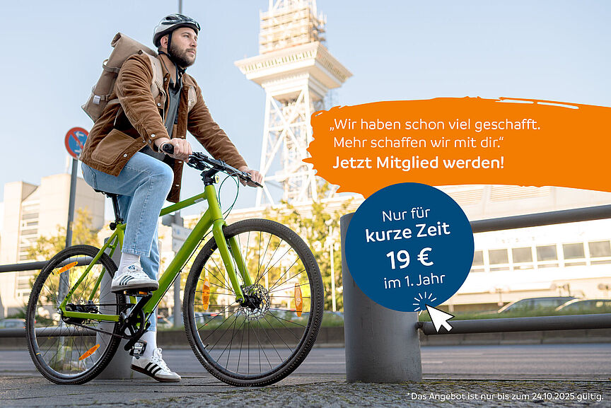 ADFC Herbstkampagne Mann auf Fahrrad mit Werbetext für ADFC Einstiegsmitgliedschaft